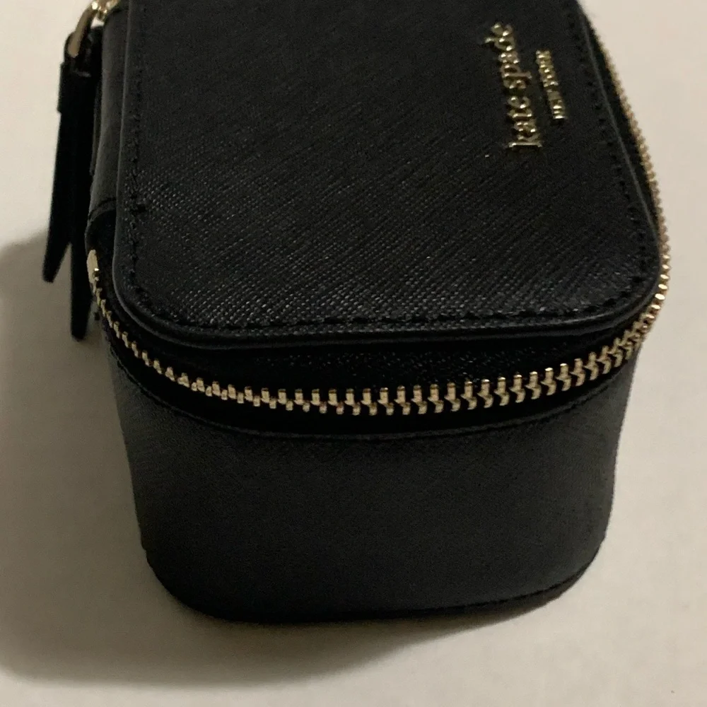 Kate Spade Black Textured Travel Jewelry Case with Gold Details - Picture 6 of 9